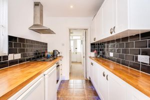 Kelburne Road